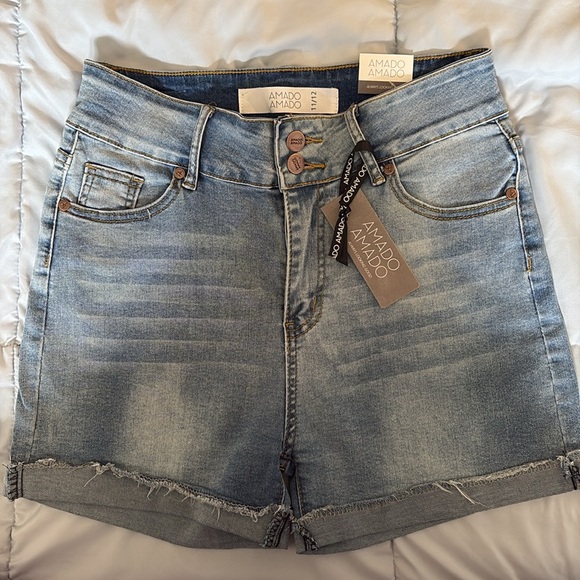 New Denim Shorts stretch - Picture 3 of 9